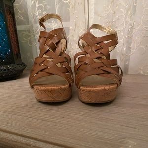 Like New!  Guess Platform Strappy Sandles